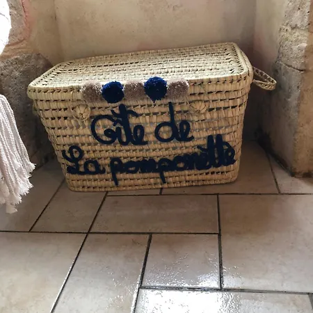 Maison De Pays Proche De La