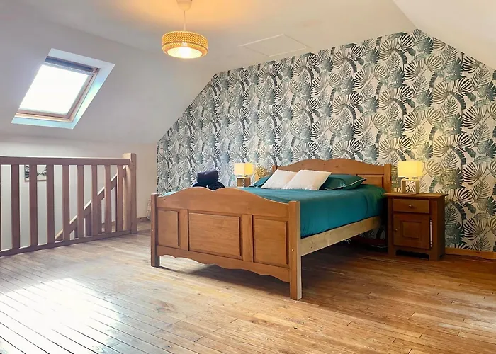 Casa de Férias Maison De Pays Proche De La *