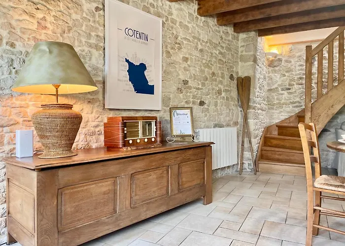 Casa de Férias Maison De Pays Proche De La *